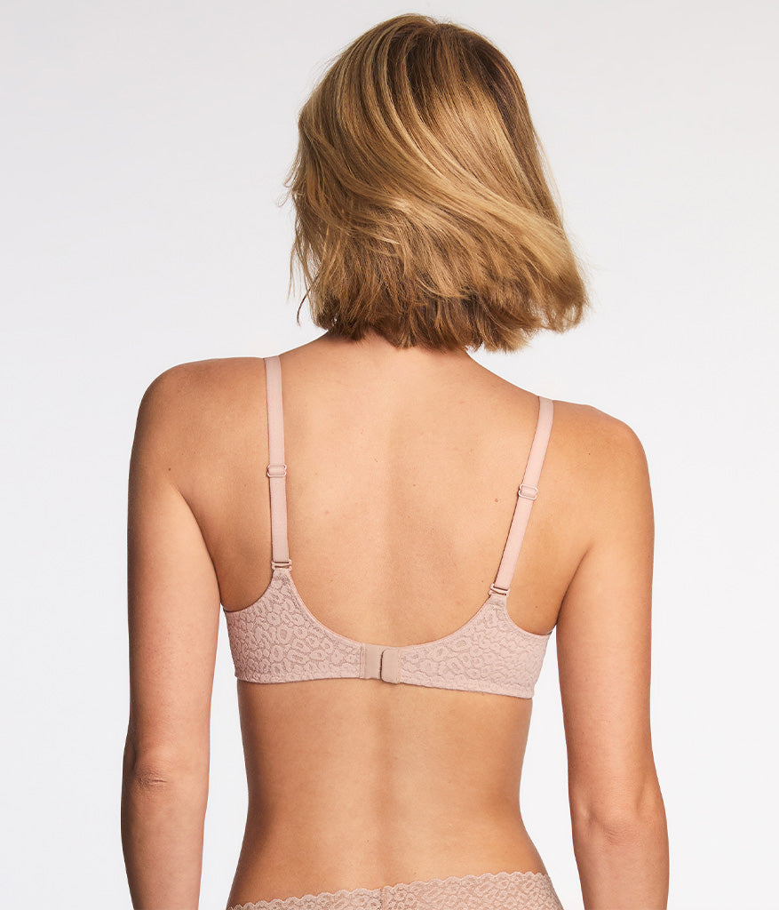 High Bar™ Plunge Underwire Bra - Roebuck | Wacoal Quality