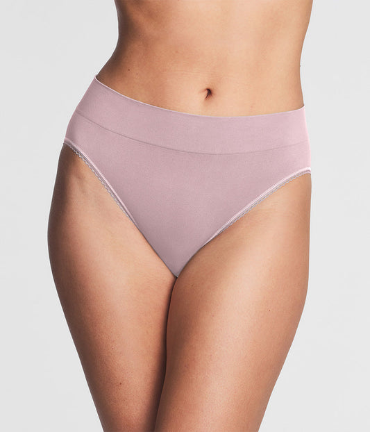 Feeling Flexible Hi Cut - Pale Pink | Wacoal Top Pick