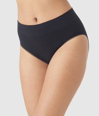 Feeling Flexible Hi-Cut - Black | Wacoal Great Value