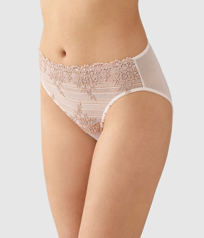 Embrace Lace® Hi-Cut - Angel Wing/Rose Dust | Wacoal Top Pick