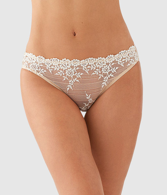 Embrace Lace® Bikini - Sand/Ivory | Wacoal Quality