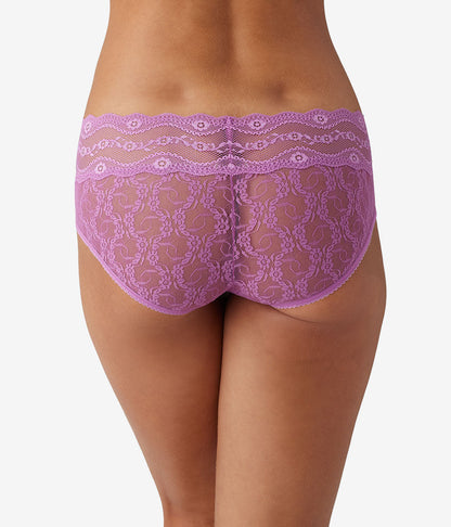 Lace Kiss Hipster - Mulberry | Wacoal Great Value