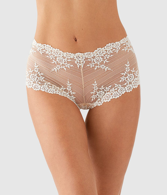 Embrace Lace® Boyshort - Sand/Ivory | Wacoal Top Pick
