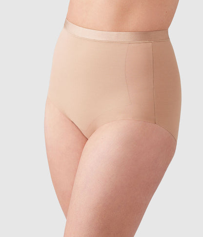 Shape Revelation® Straight Shaping Brief - Praline | Wacoal Smart Buy