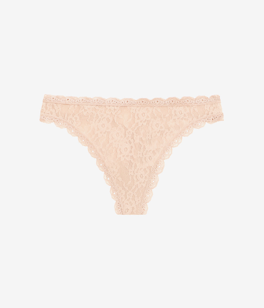 Effortlessly Lace Thong - Au Natural | Wacoal Latest