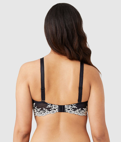 Embrace Lace® Plunge Bra - Black | Wacoal Trusted