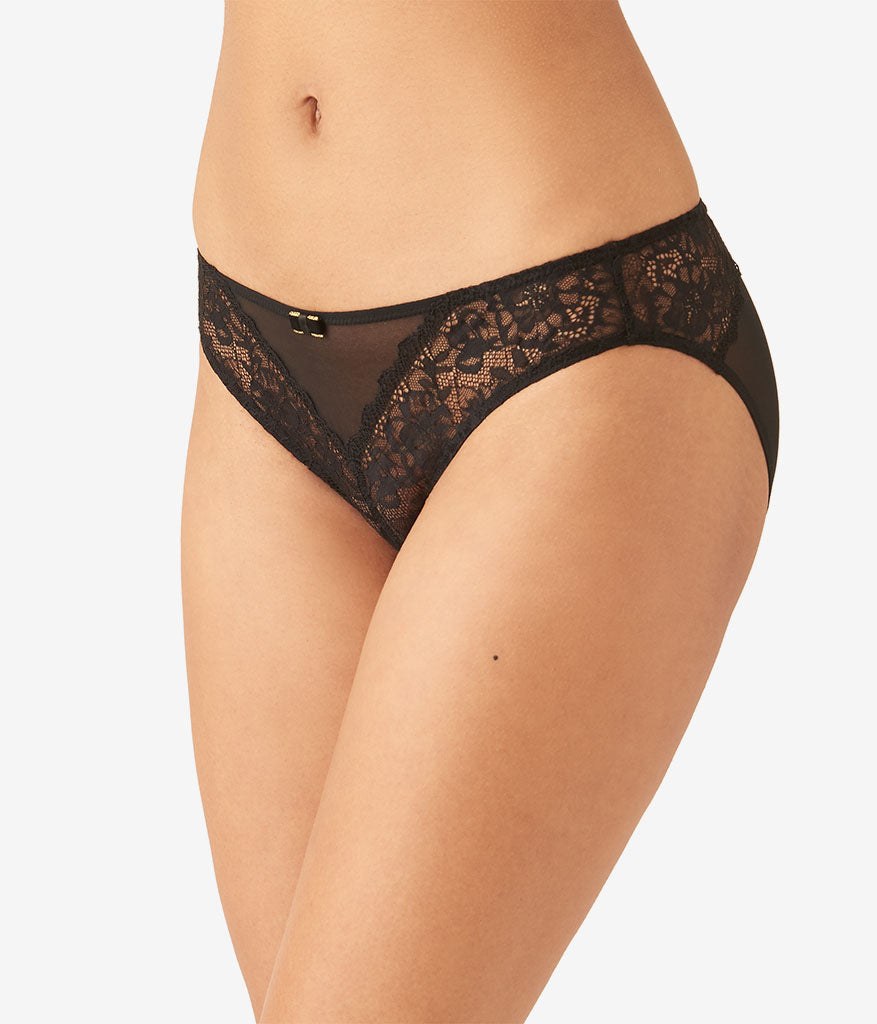 Lace Encounter Bikini - Night | Wacoal Latest