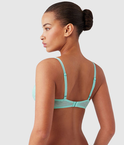 It's On Underwire Bra - Cabbage | Wacoal Trusted